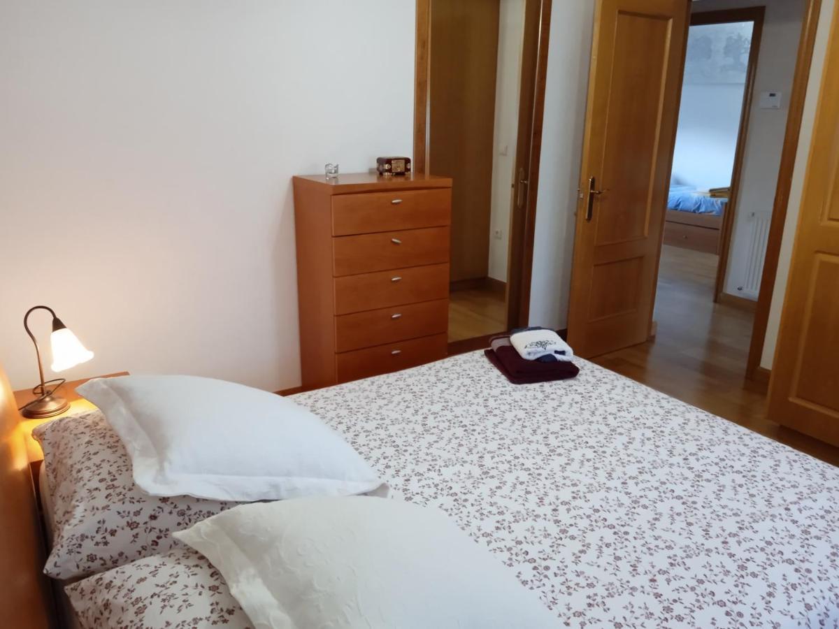 Vivienda adosada , con merendero en Carcedo Carcedo de Burgos Exterior foto