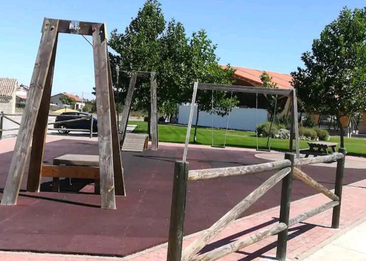 Vivienda adosada , con merendero en Carcedo Carcedo de Burgos Exterior foto