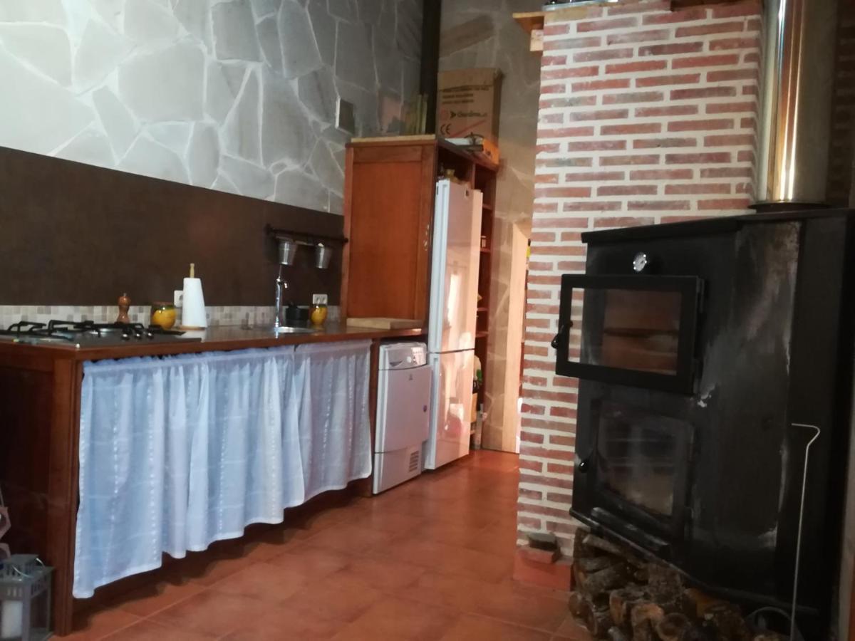 Vivienda adosada , con merendero en Carcedo Carcedo de Burgos Exterior foto